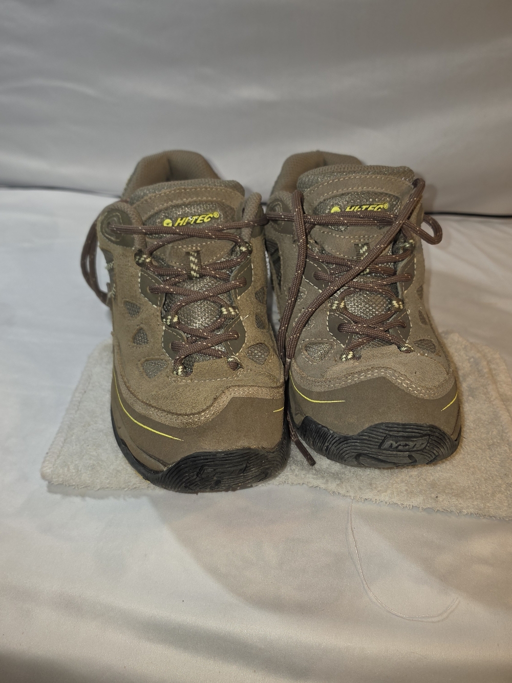 Hi-Tec Brown Kids' Hiking Shoes - Durable Outdoor Footwear